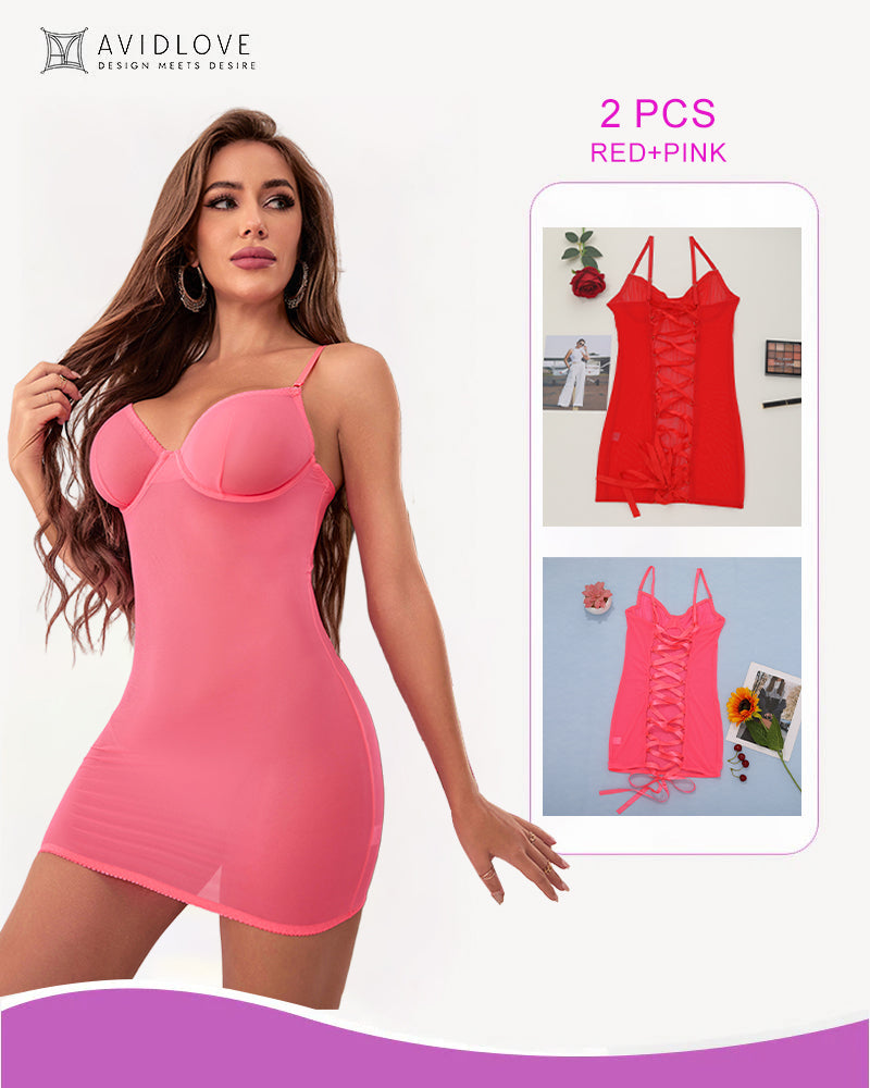 Rygglos minninjurk met Vetersluiting en Banddetaljer inn Kant