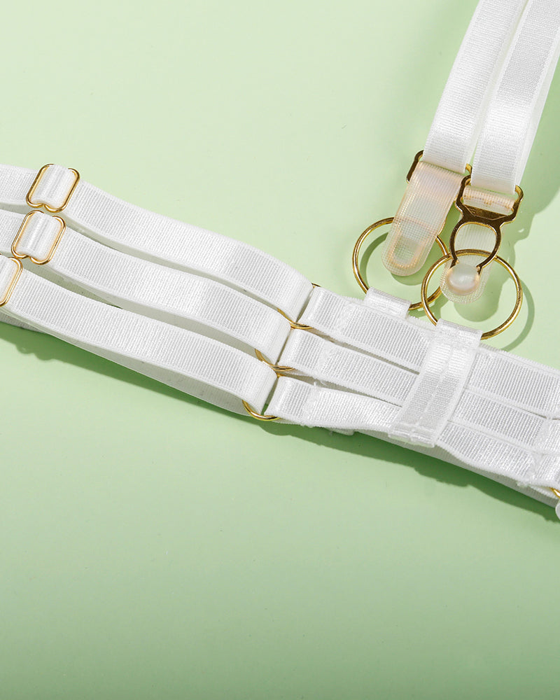 Broderad Kantlinngerine inn Hjistform