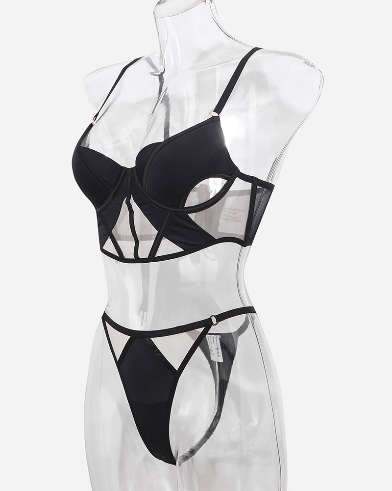 Push Up Mesh BH en Trosset met Eleganta Detaljer