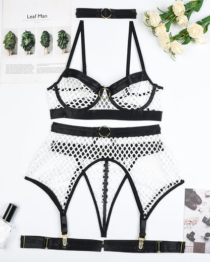 Finsknats-BH en TRoze met Kousenbandhouder