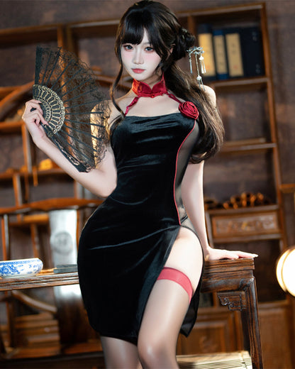 Halterneck-knappninng inn transparent Cheongsam